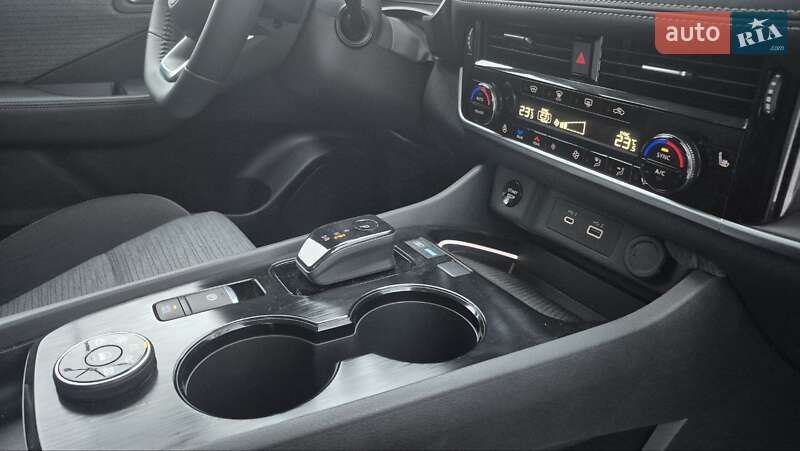 Позашляховик / Кросовер Nissan X-Trail 2023 в Черкасах