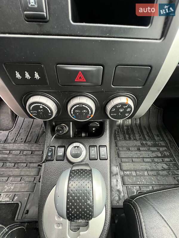 Позашляховик / Кросовер Nissan X-Trail 2012 в Долині