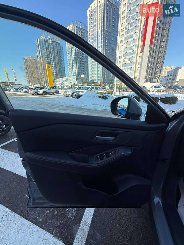 Позашляховик / Кросовер Nissan X-Trail 2024 в Києві