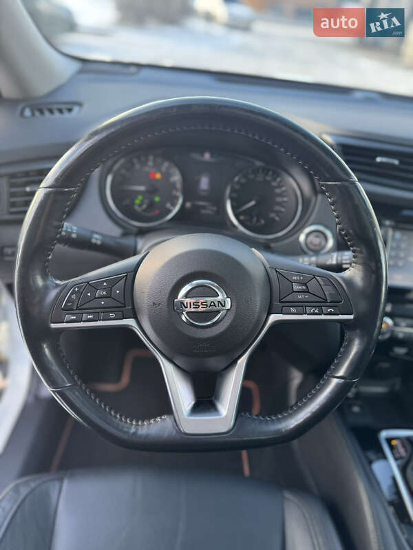 Позашляховик / Кросовер Nissan X-Trail 2018 в Києві