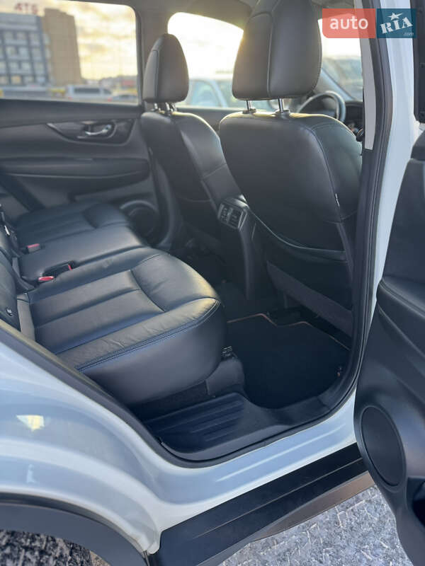 Позашляховик / Кросовер Nissan X-Trail 2018 в Києві