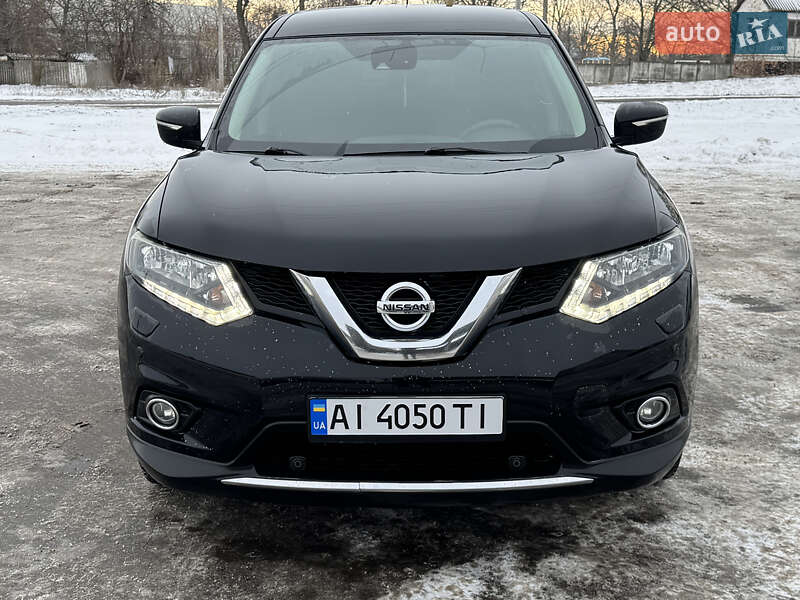 Позашляховик / Кросовер Nissan X-Trail 2016 в Ставищі