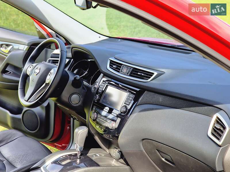 Внедорожник / Кроссовер Nissan X-Trail 2014 в Харькове