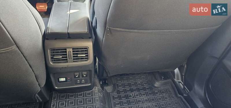 Внедорожник / Кроссовер Nissan X-Trail 2023 в Львове