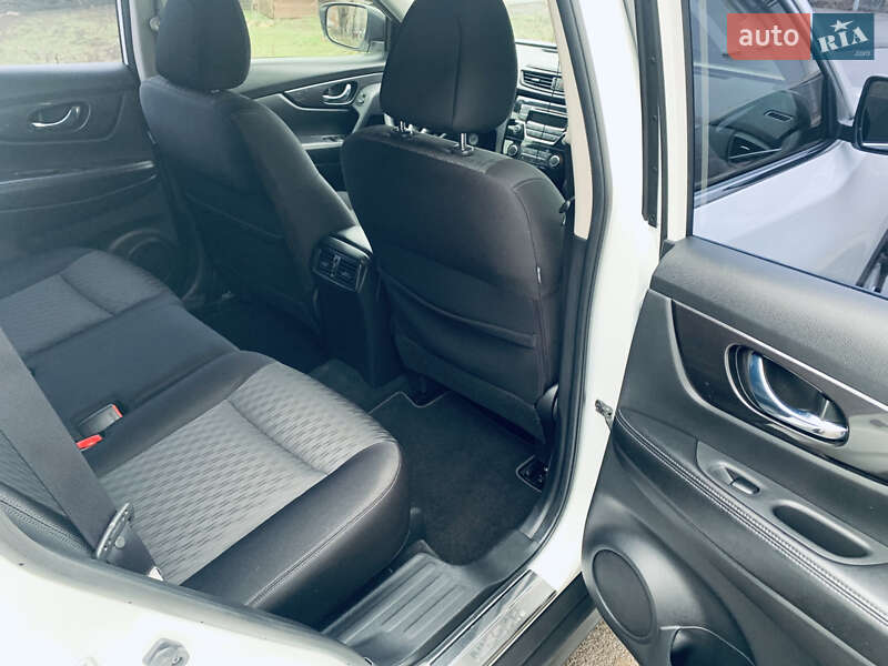 Внедорожник / Кроссовер Nissan X-Trail 2019 в Кривом Роге фото 21 Внедорожник / Кроссовер Nissan X-Trail 2019 в Кривом Роге