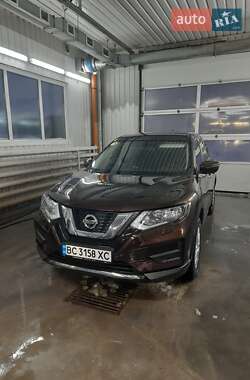 Внедорожник / Кроссовер Nissan X-Trail 2018 в Львове