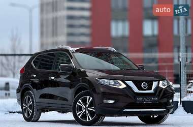 Внедорожник / Кроссовер Nissan X-Trail 2019 в Киеве