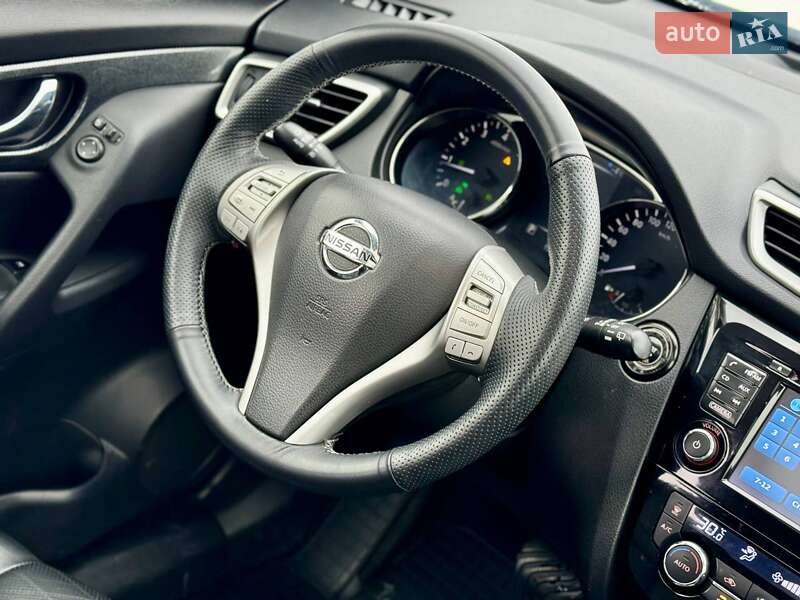 Внедорожник / Кроссовер Nissan X-Trail 2014 в Киеве