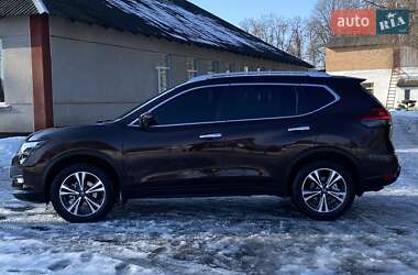 Внедорожник / Кроссовер Nissan X-Trail 2021 в Ромнах