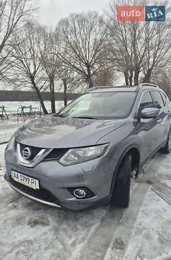 Позашляховик / Кросовер Nissan X-Trail 2014 в Києві