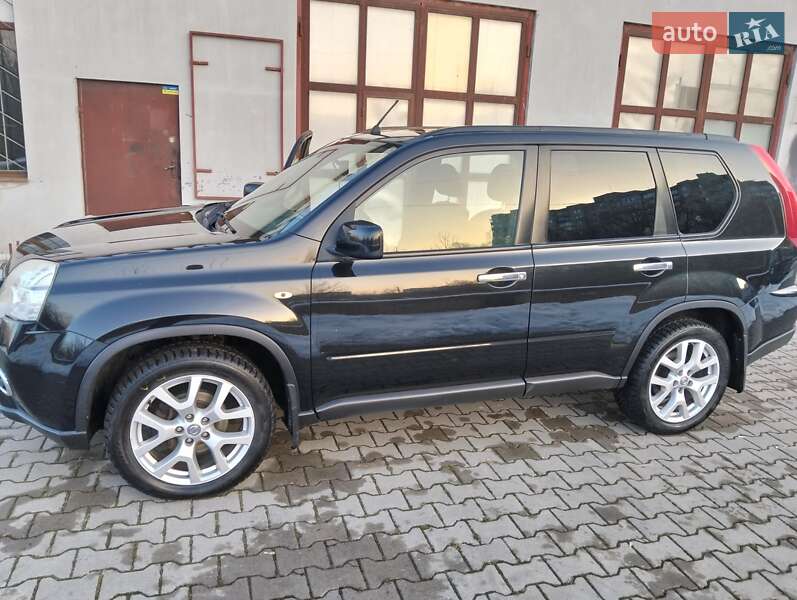 Внедорожник / Кроссовер Nissan X-Trail 2010 в Хмельницком