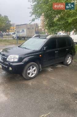 Внедорожник / Кроссовер Nissan X-Trail 2004 в Киеве