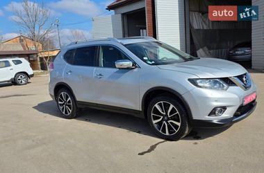 Позашляховик / Кросовер Nissan X-Trail 2016 в Новоархангельську