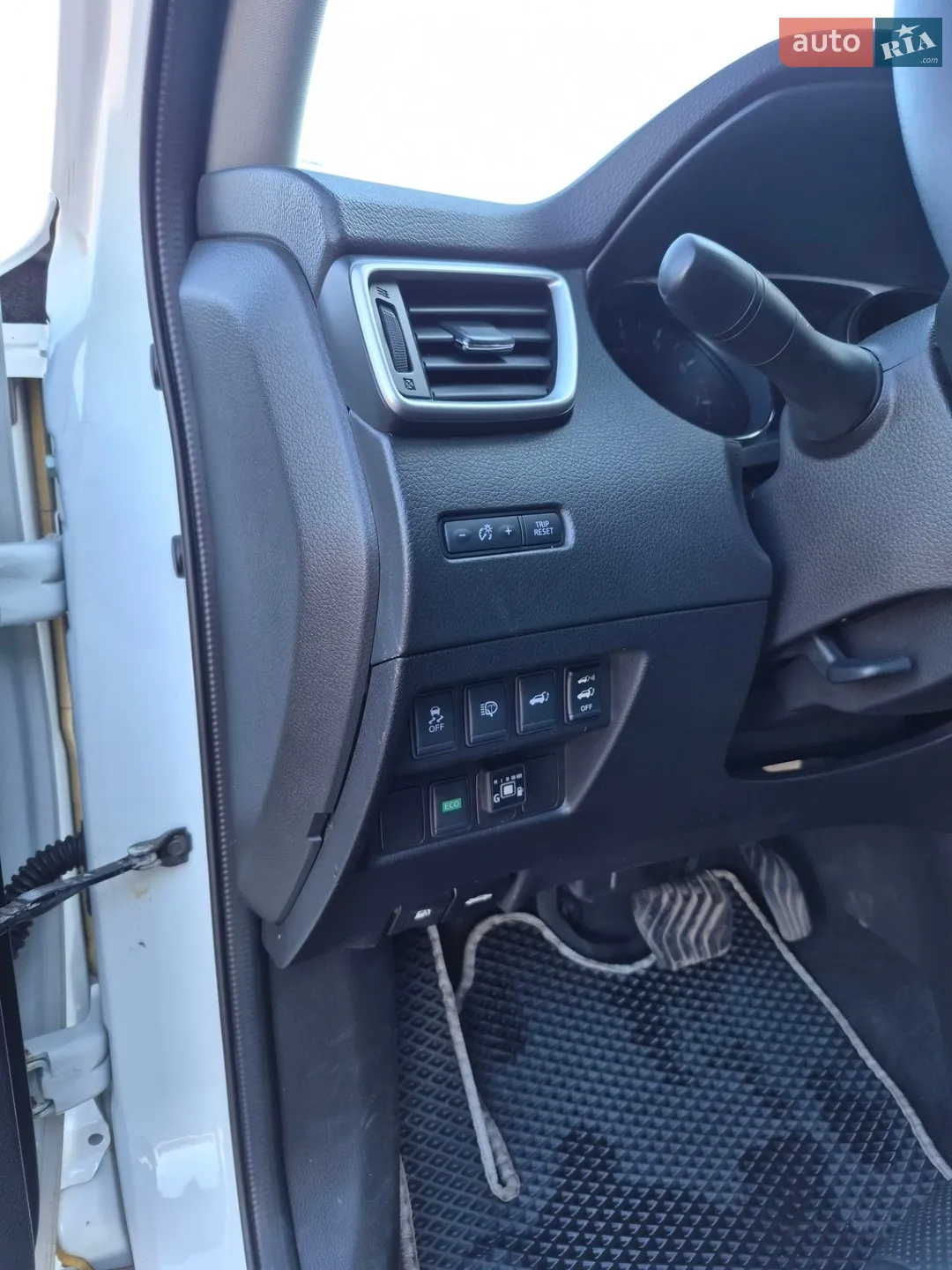 2014 Nissan X-Trail - мініатюра 18