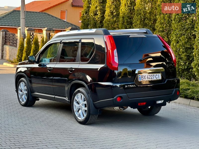 Внедорожник / Кроссовер Nissan X-Trail 2010 в Хмельницком