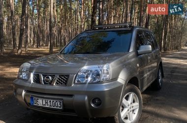 Позашляховик / Кросовер Nissan X-Trail 2004 в Сумах