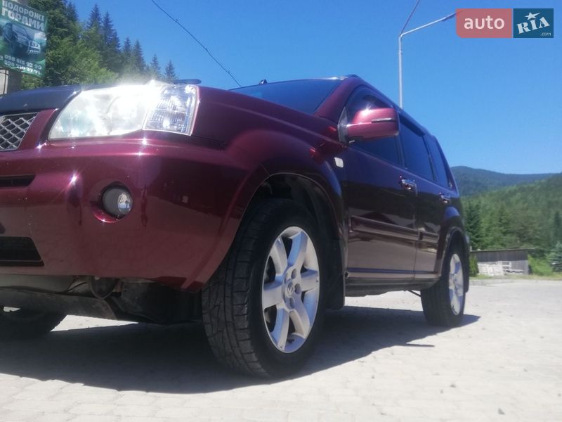 Внедорожник / Кроссовер Nissan X-Trail 2006 в Микуличине