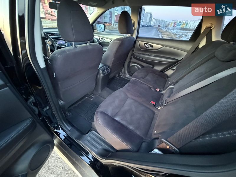 Внедорожник / Кроссовер Nissan X-Trail 2017 в Виннице