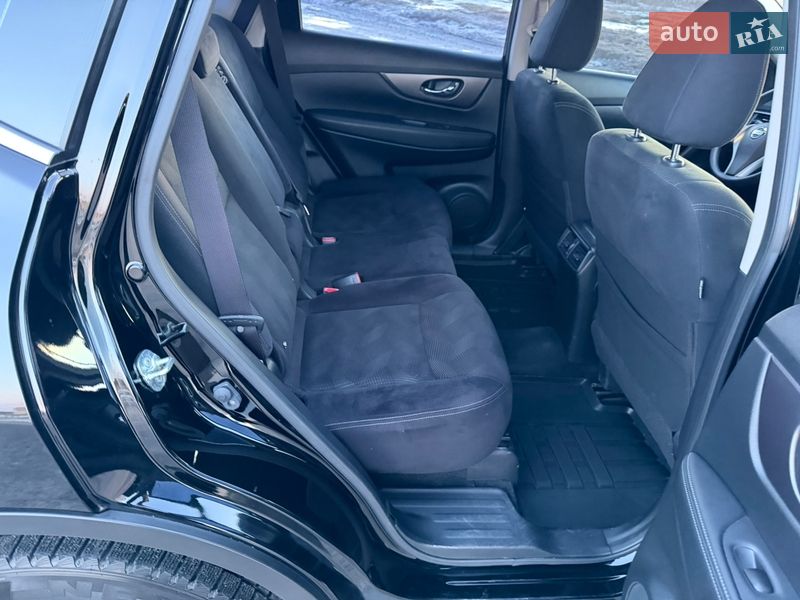 Внедорожник / Кроссовер Nissan X-Trail 2017 в Виннице