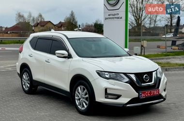 Позашляховик / Кросовер Nissan X-Trail 2017 в Дніпрі