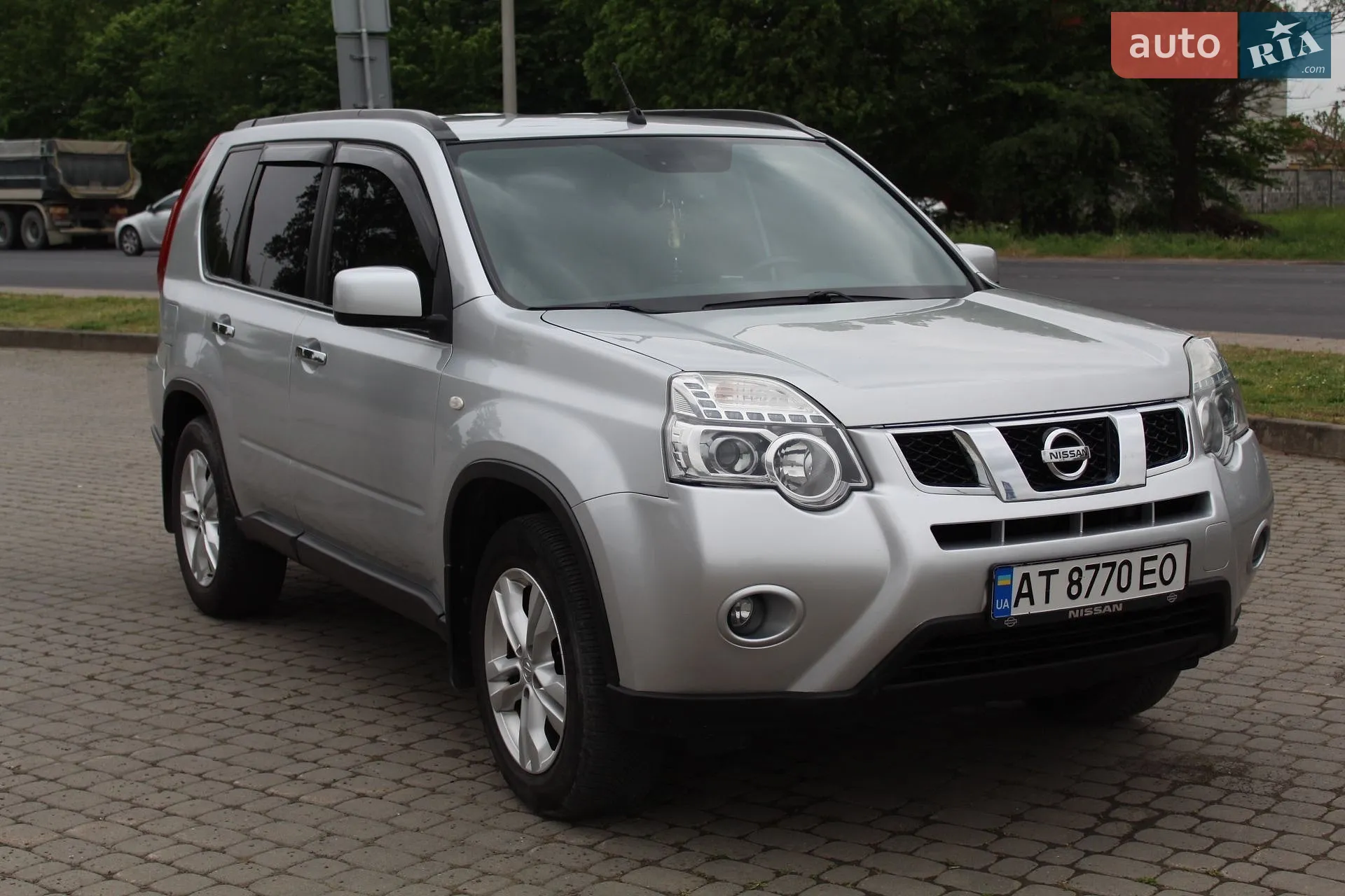 2010 Nissan X-Trail - фото 1