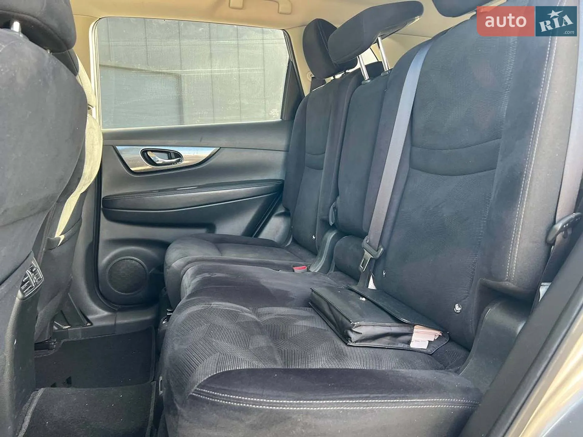 2015 Nissan X-Trail - мініатюра 43