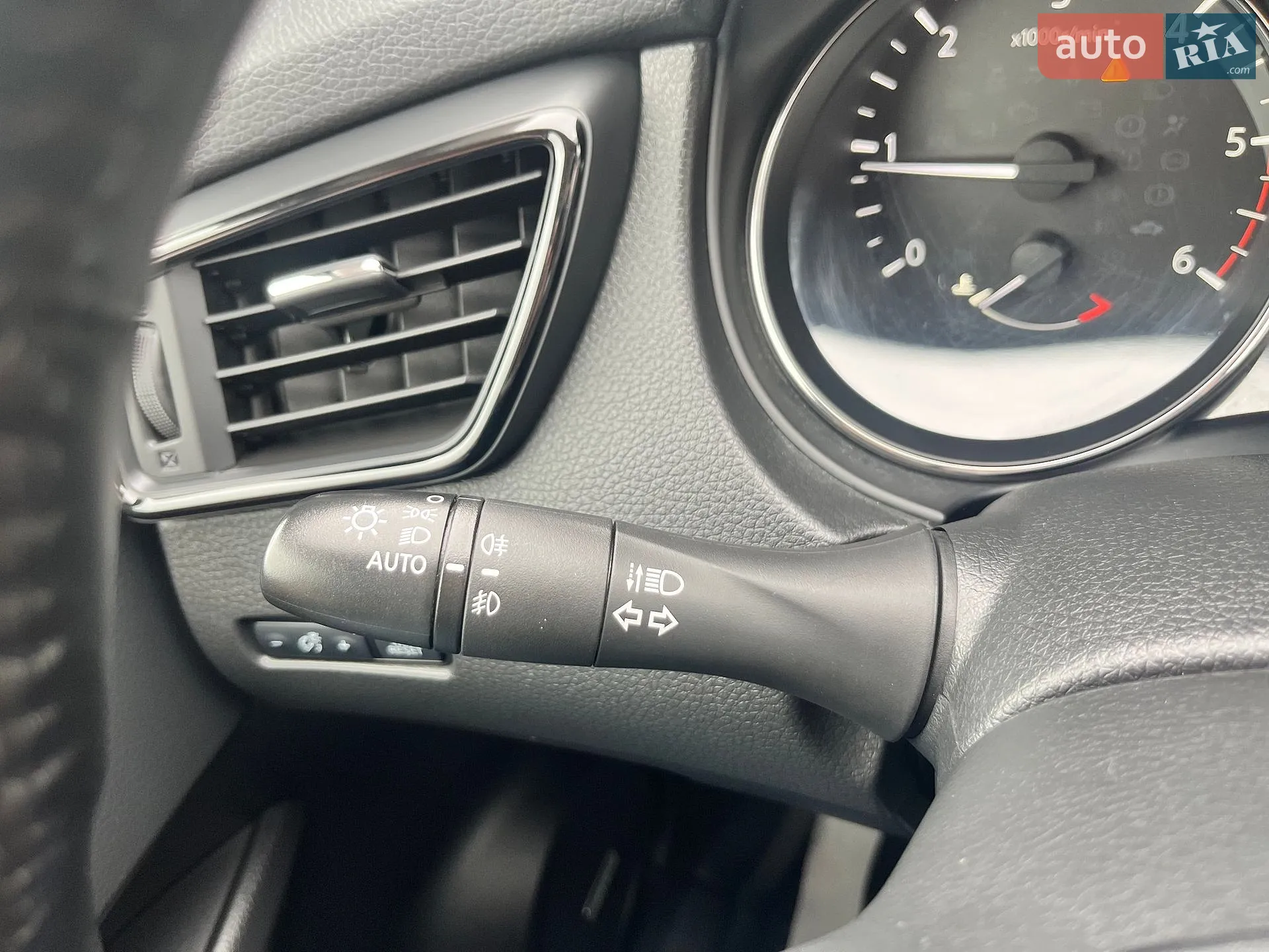 2021 Nissan X-Trail - мініатюра 34