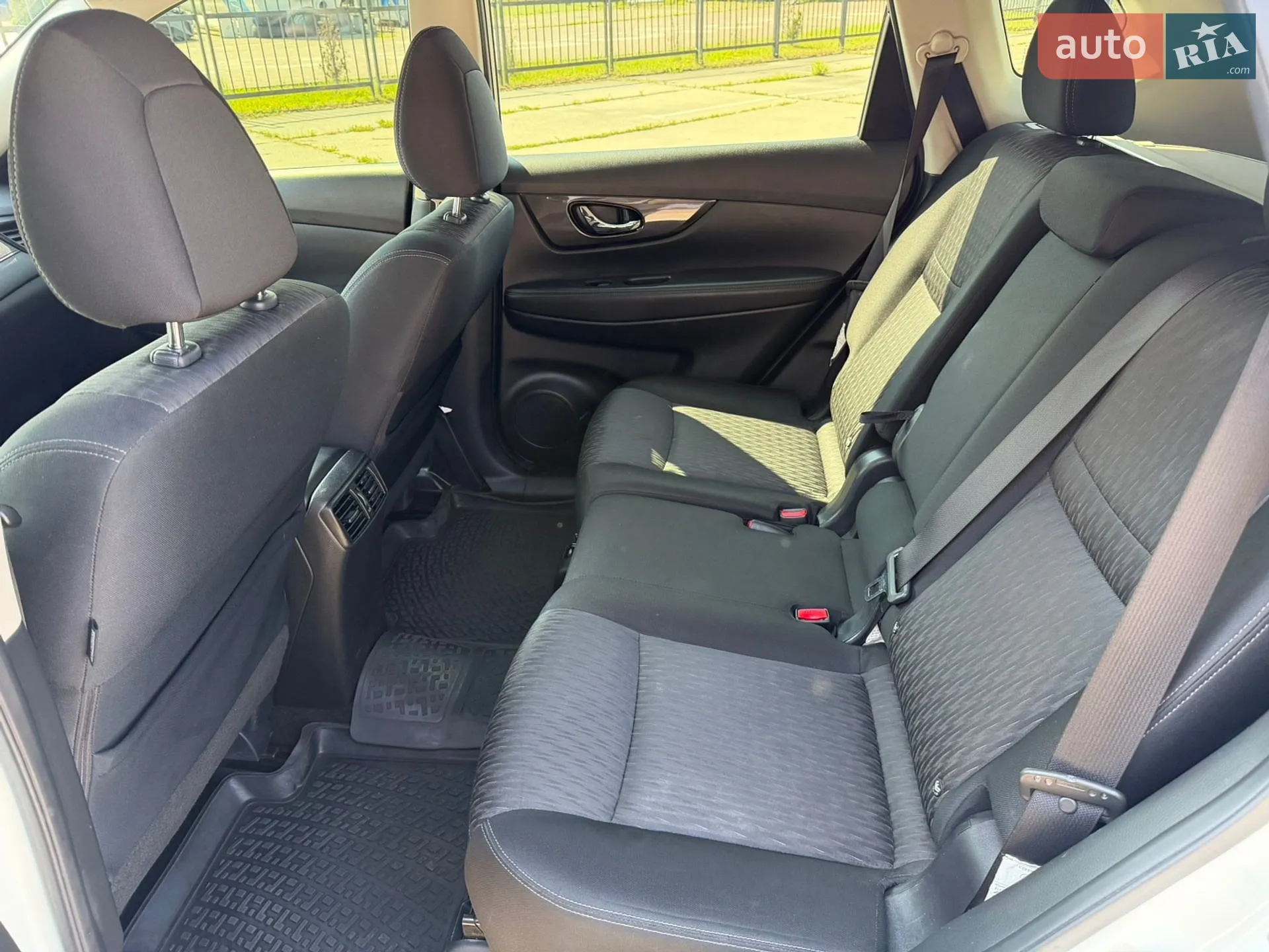 2017 Nissan X-Trail - мініатюра 13