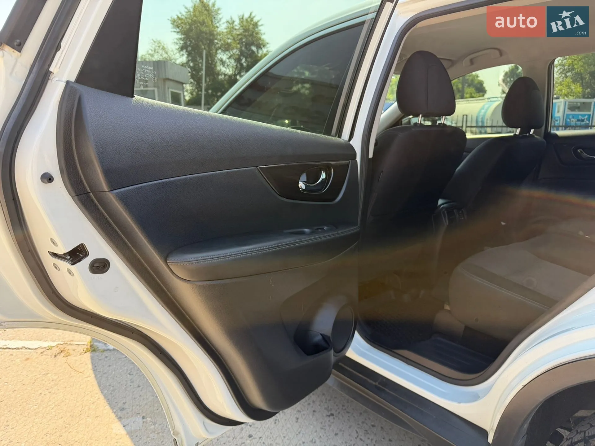 2017 Nissan X-Trail - мініатюра 14
