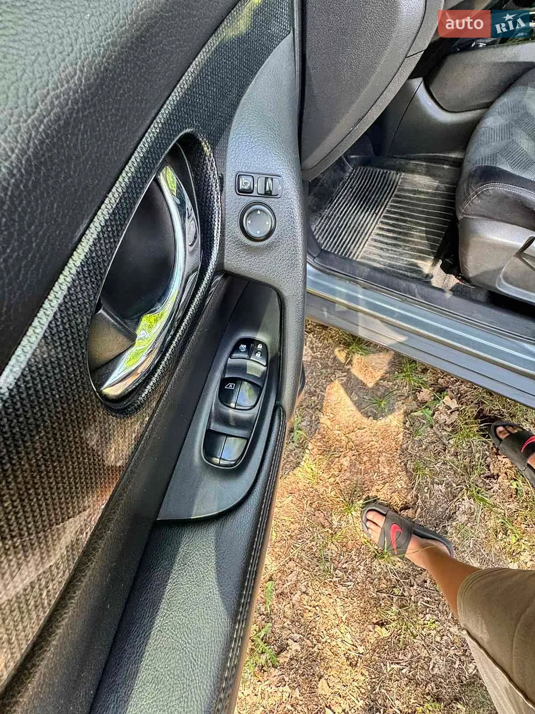 2015 Nissan X-Trail - мініатюра 17