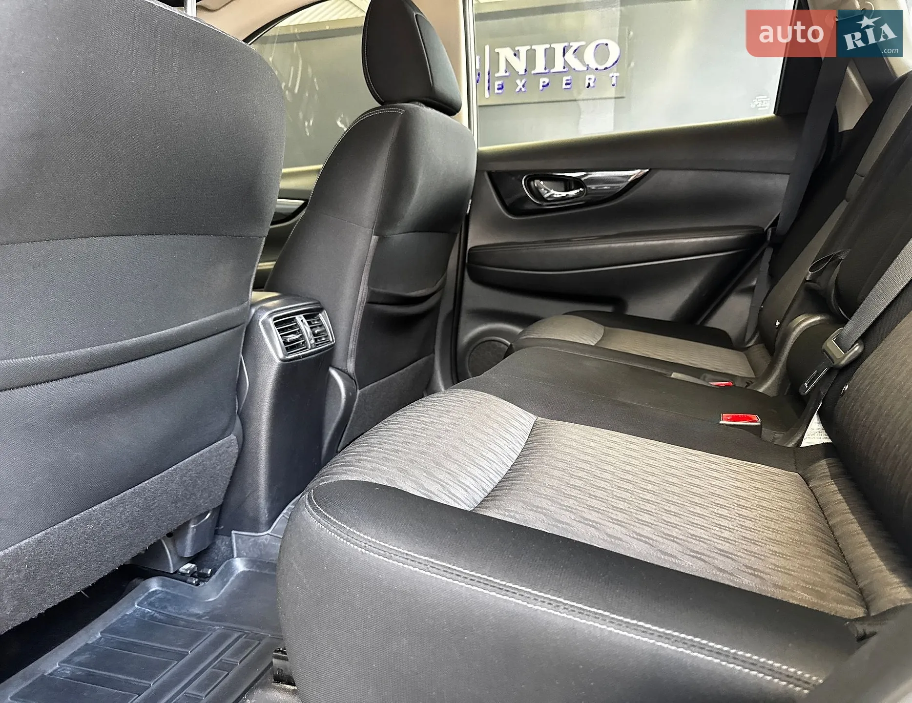 2021 Nissan X-Trail - мініатюра 32