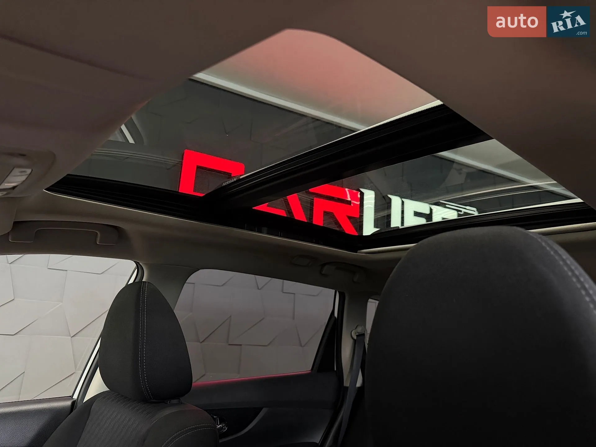 2017 Nissan X-Trail - мініатюра 31