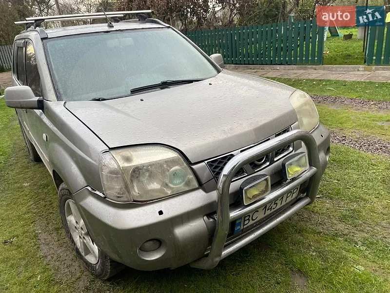 Nissan X-Trail 2004