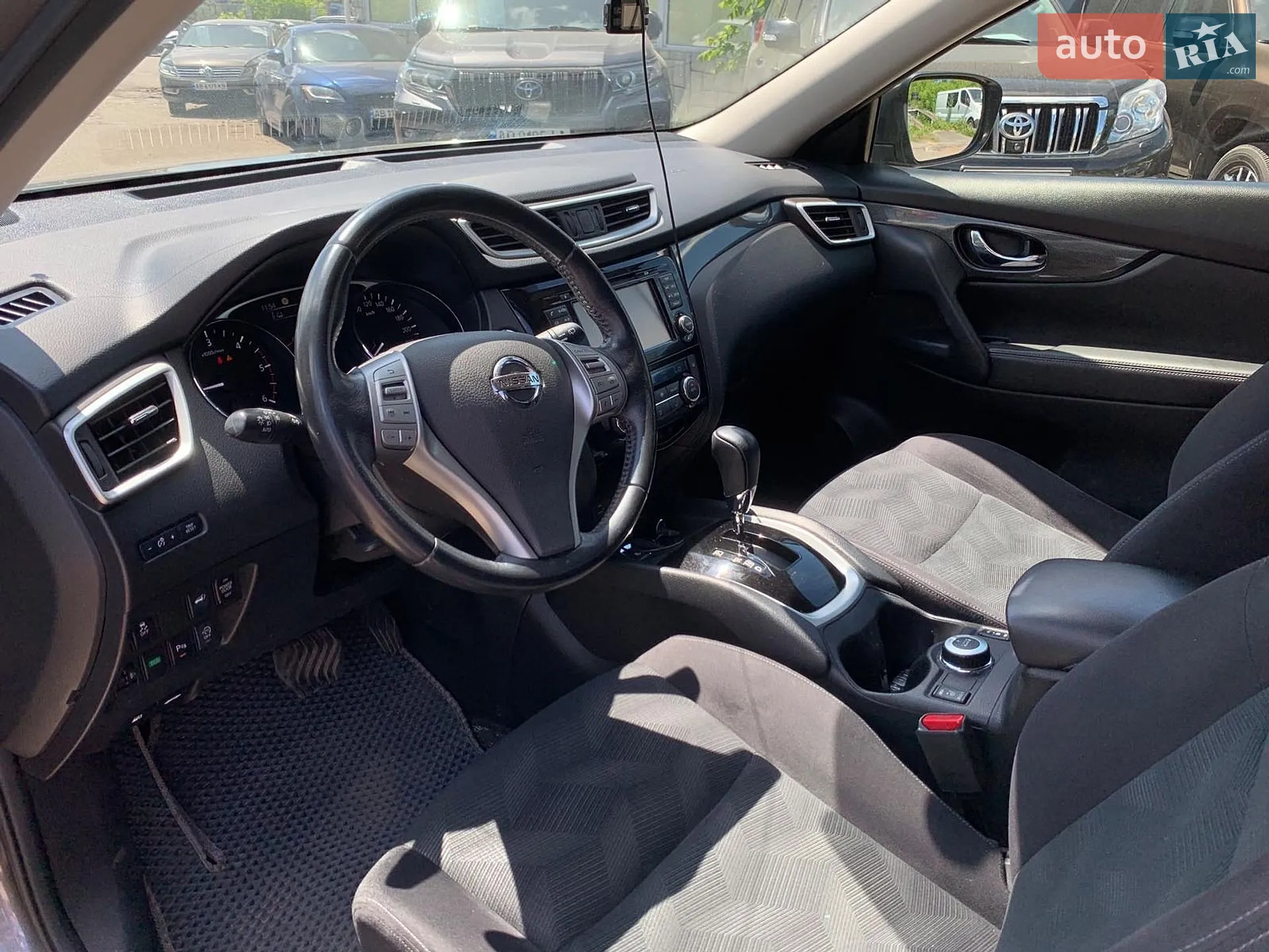 2017 Nissan X-Trail - мініатюра 21