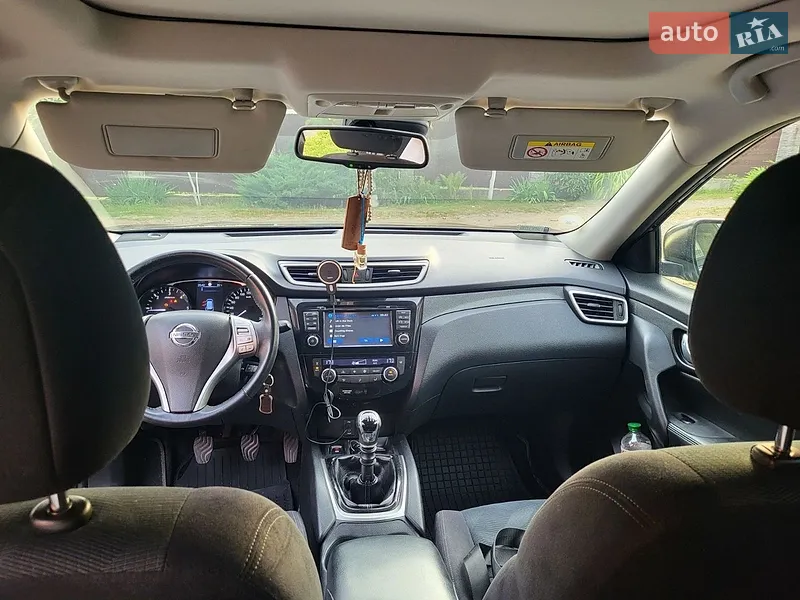 Nissan X-Trail 2015