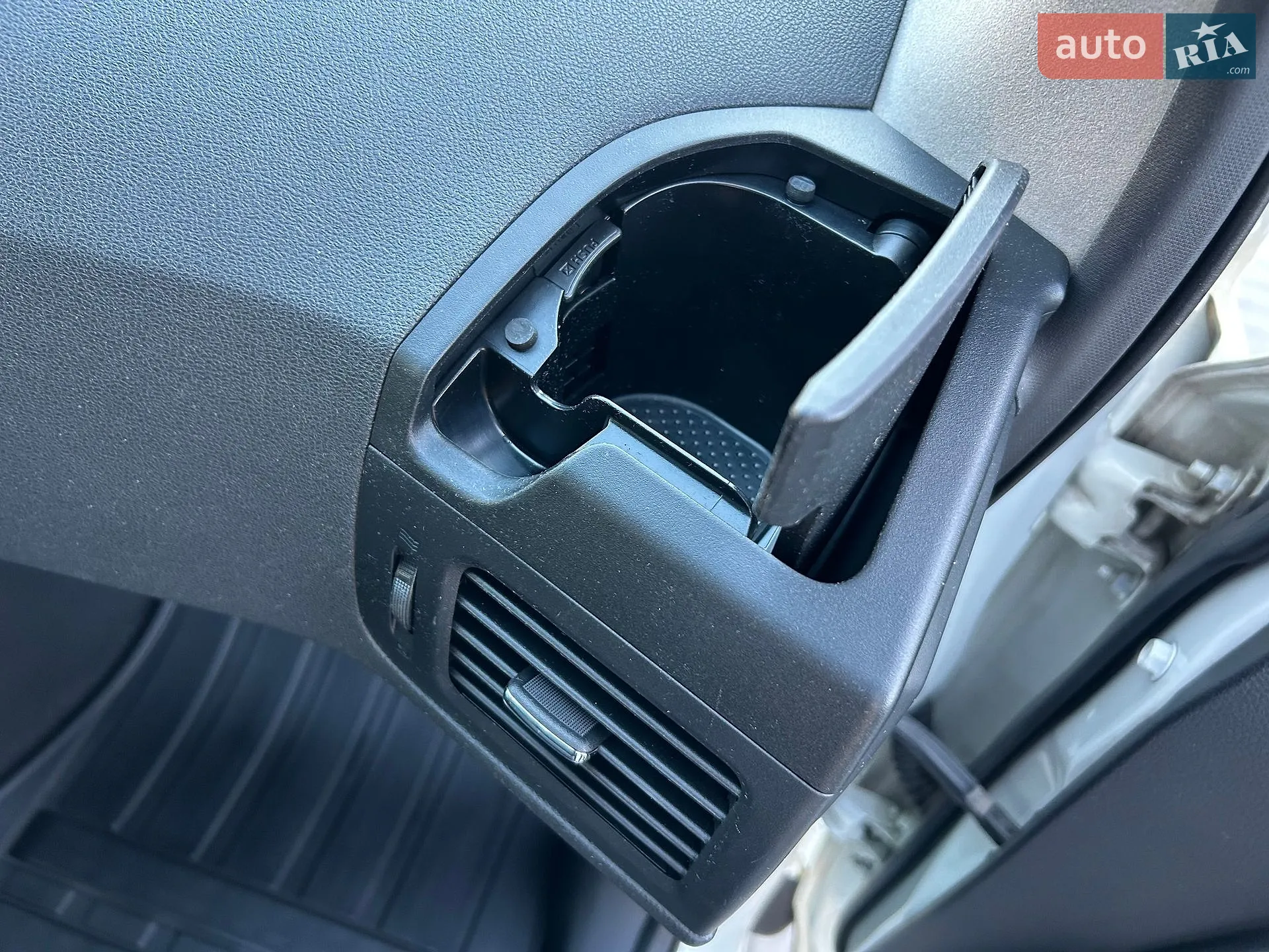 2012 Nissan X-Trail - мініатюра 48