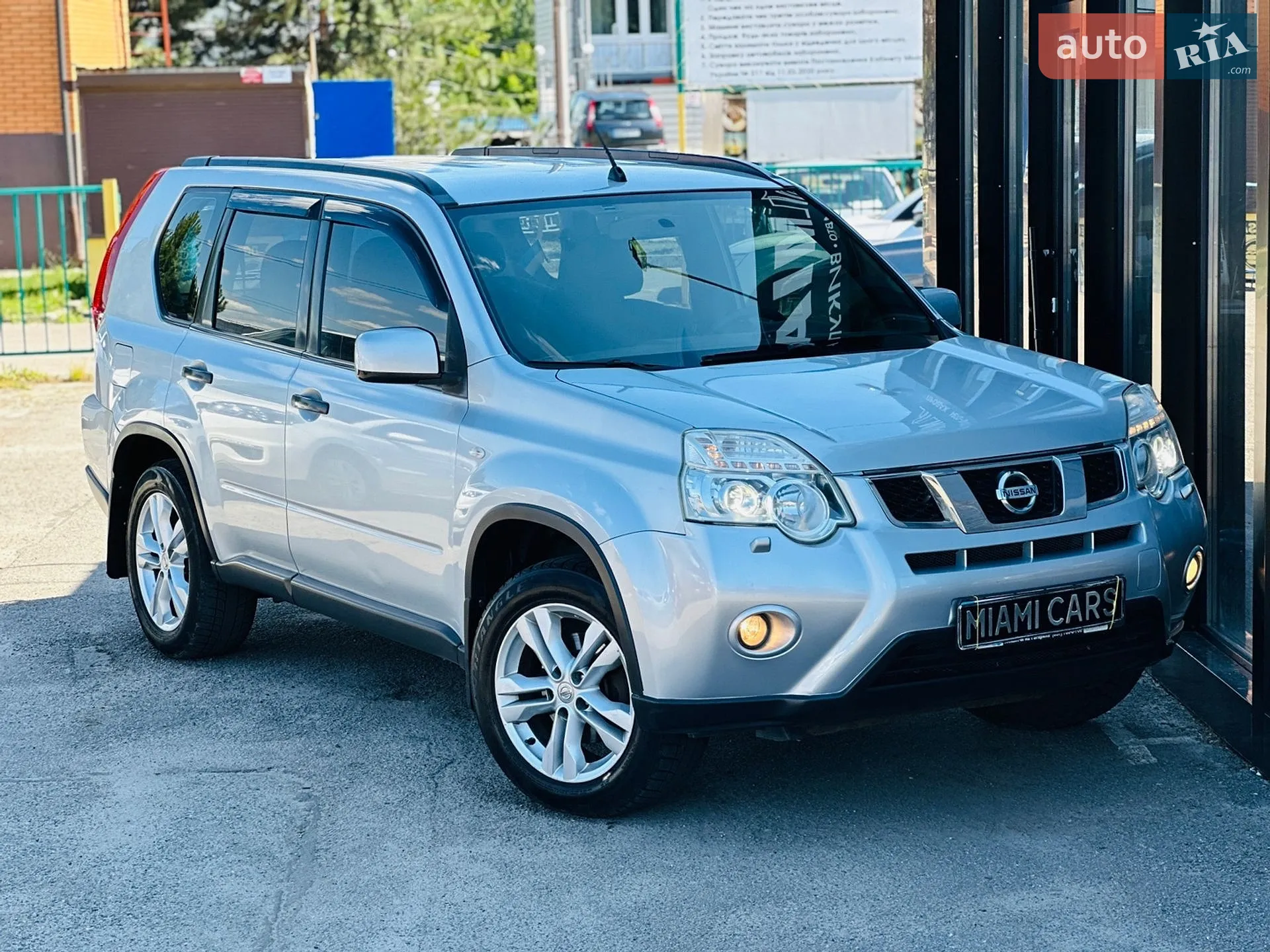 2011 Nissan X-Trail - фото 1