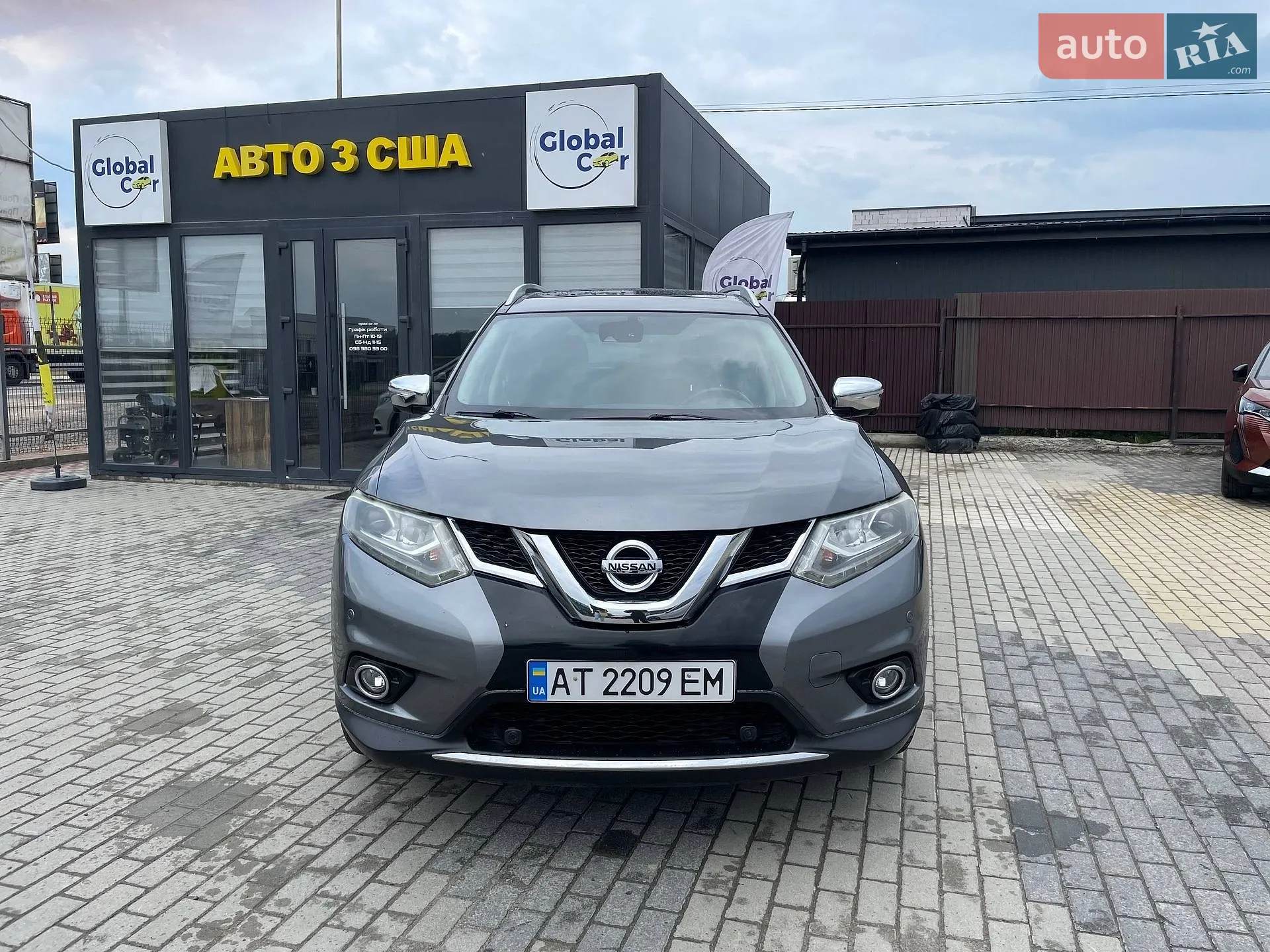 2015 Nissan X-Trail - мініатюра 2
