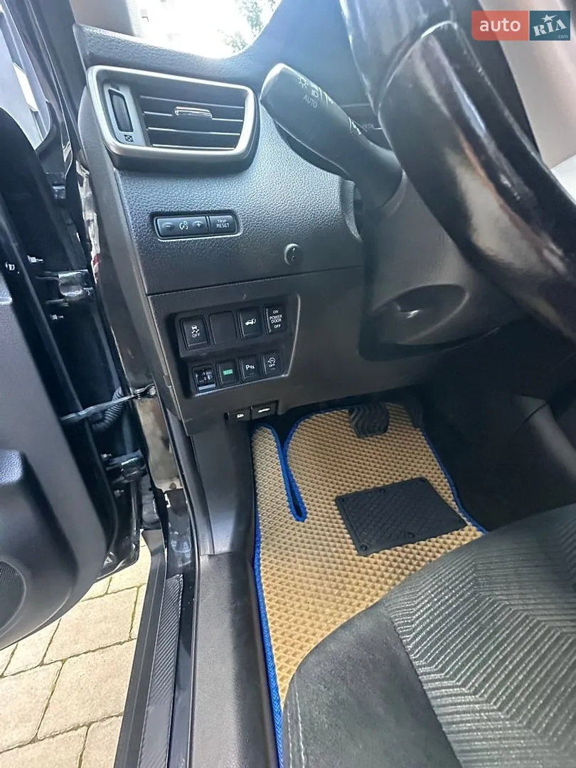 2015 Nissan X-Trail - мініатюра 25