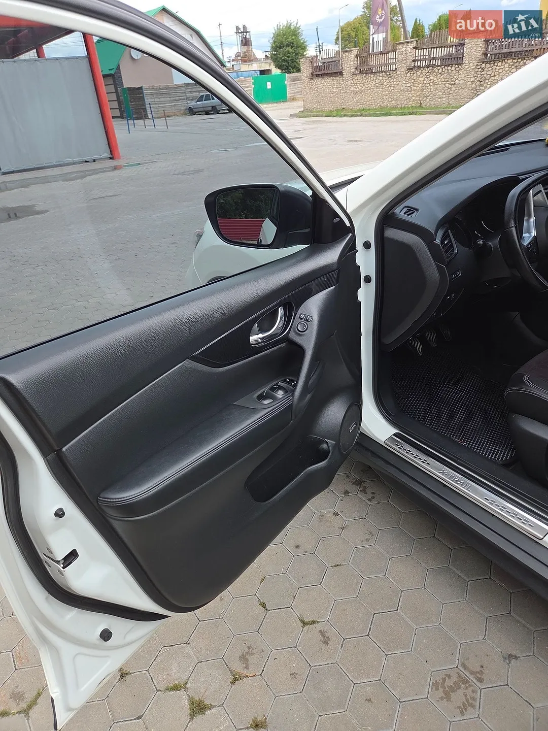 2020 Nissan X-Trail - мініатюра 21