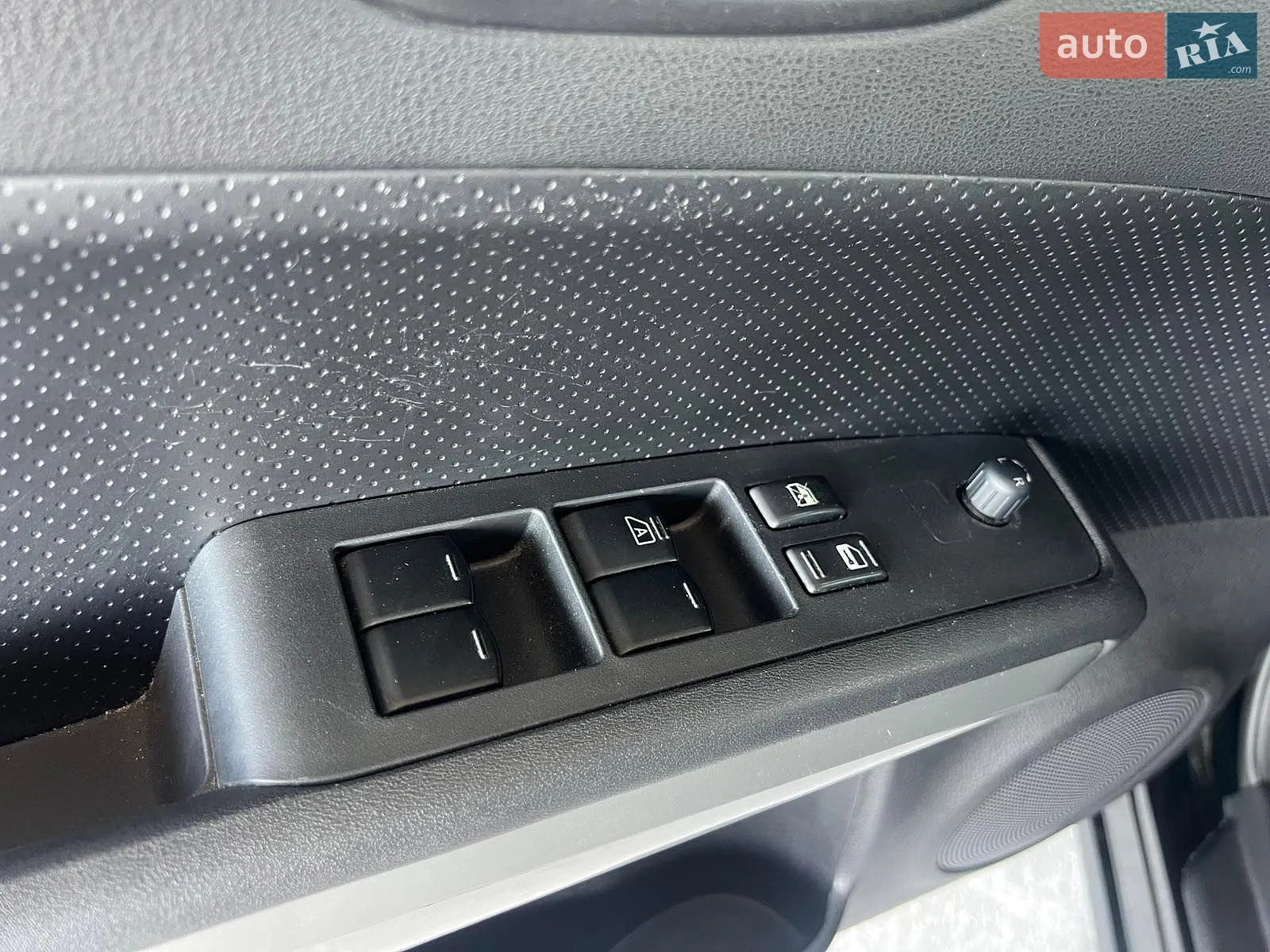 2011 Nissan X-Trail - мініатюра 28