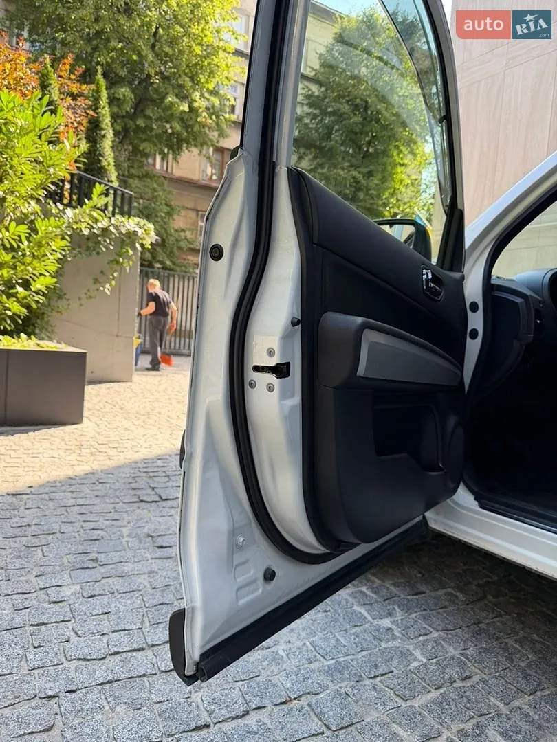2014 Nissan X-Trail - мініатюра 33