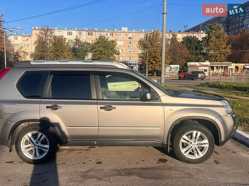 Nissan X-Trail