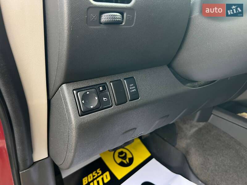 Внедорожник / Кроссовер Nissan Xterra 2013 в Ивано-Франковске