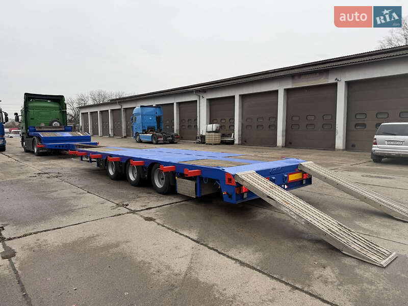 Низкорамная платформа Nooteboom OSD 2006 в Черновцах