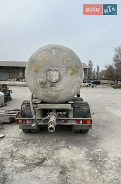 Цементовоз НПЦ 22 2008 в Києві