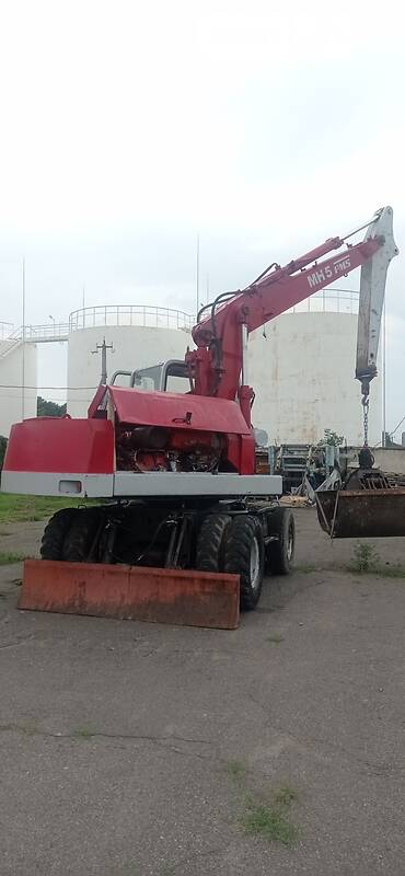 Екскаватор навантажувач O&K MH 5 1993 в Чинадієвому