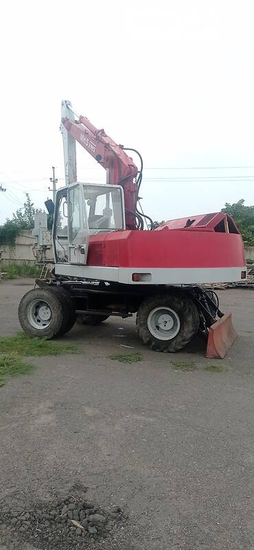 Екскаватор навантажувач O&K MH 5 1993 в Чинадієвому