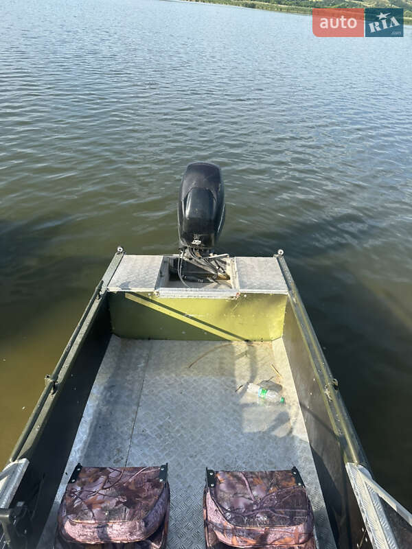 Катер Обь 3 1991 в Николаеве