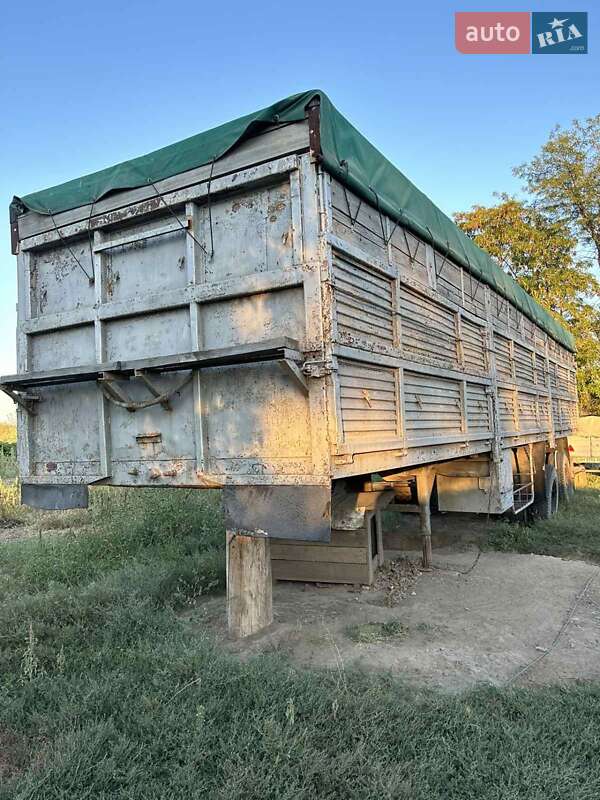 Бортовий напівпричіп ОДАЗ 9370 1995 в Білгороді-Дністровському